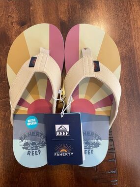 Faherty Reef Flip Flop Sandals with bottle opener